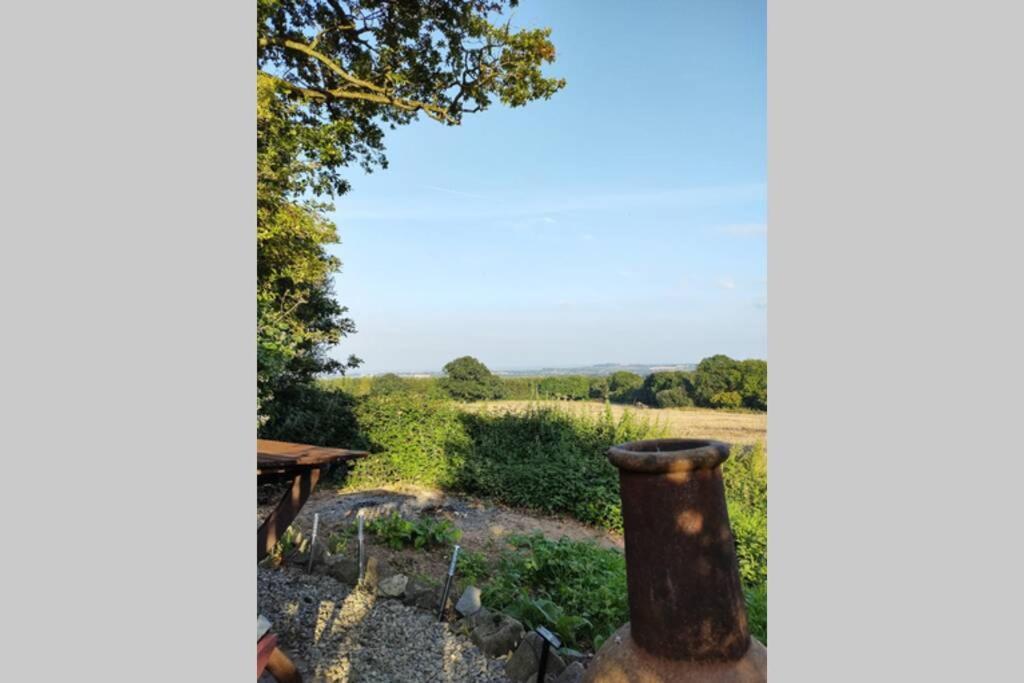 Self Catering Garden Lodge Ludlow Exterior foto